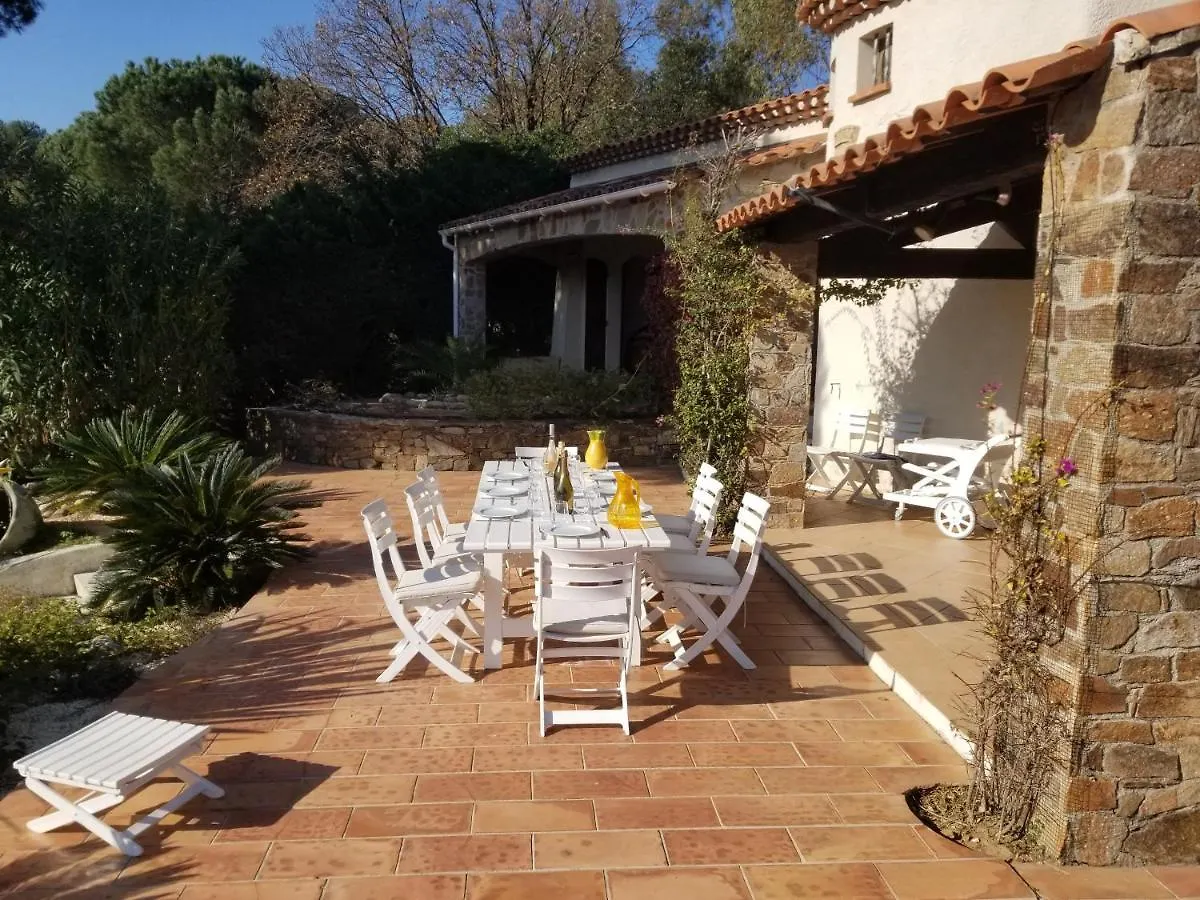 Villa La Louviere La Croix Valmer Golfe De Saint Tropez 0*, La Croix-Valmer
