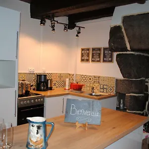 Maison De Famille , Mael-Pestivien France